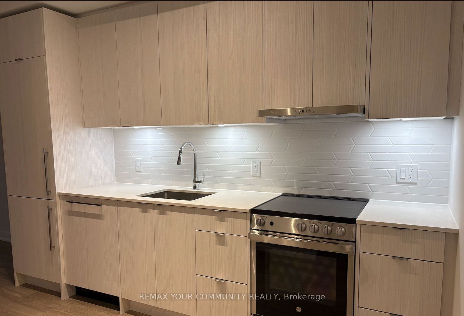 Additional image 3 of 3408-4130 Parkside Village Drive, Mississauga, ON, L5B 3M8