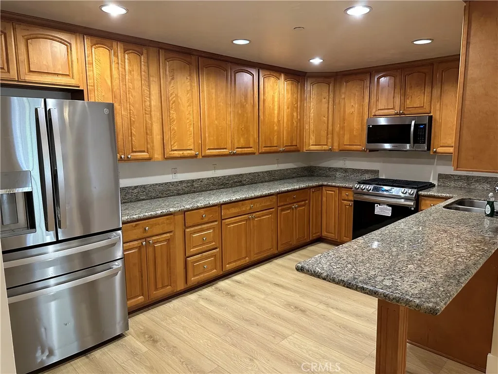 Additional image 38 of 722 S Oxford Avenue Unit 103, Los Angeles, CA 90005
