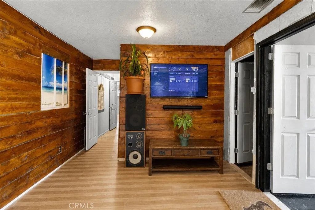 Additional image 116 of 6414 Nielson Road, Phelan, CA 92371