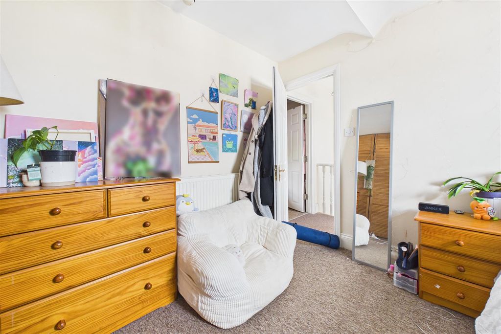 Additional image 24 of 7 bed terraced house for saleGloucester Road, Horfield, Bristol BS7