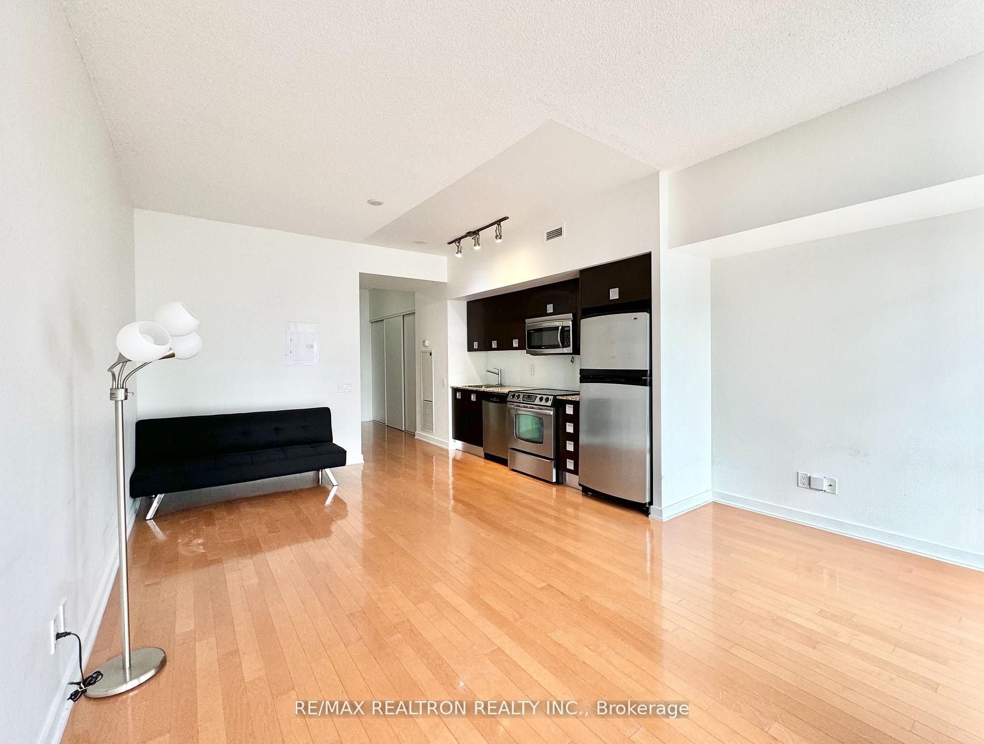 Additional image 6 of 1404-33 Charles Street E, Toronto, ON, M4Y 1R9