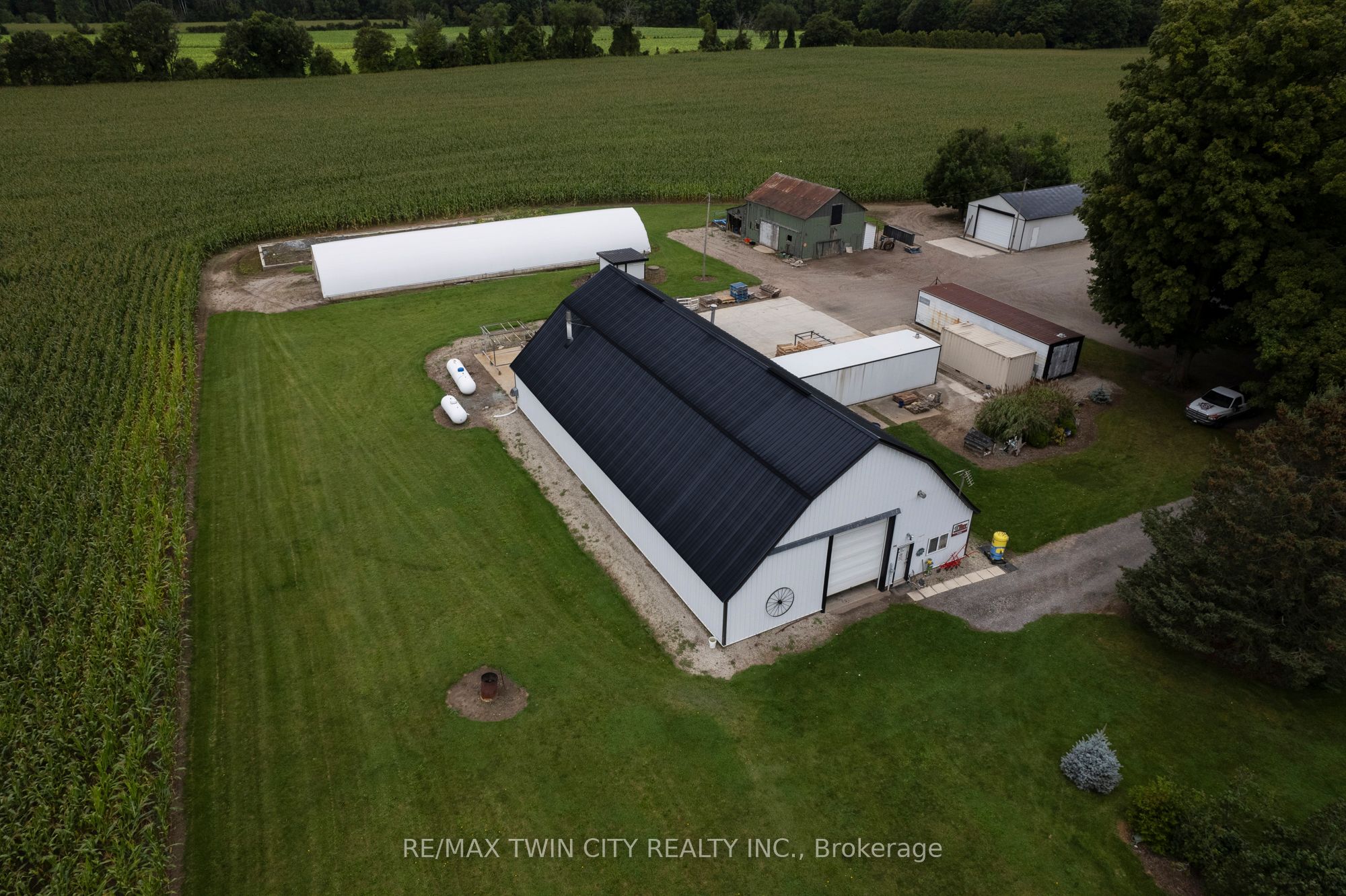 331 Middle Townline Road, Brant, ON, N0E 1E0 photo 2