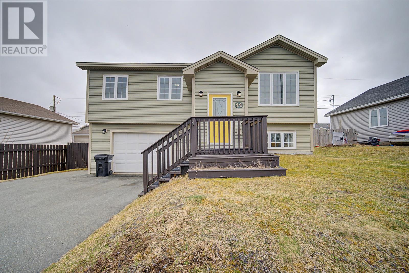 44 Spruce Grove Avenue, St. John's, NL, A1S0A6