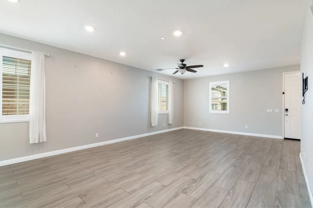 Additional image 58 of 4983 Oak Moss Ave, Fontana, CA 92336