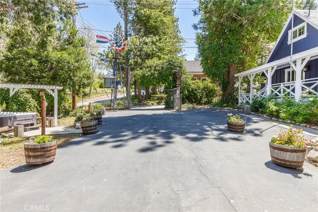 Additional image 31 of 22606 Seeley Drive, Crestline, CA 92325