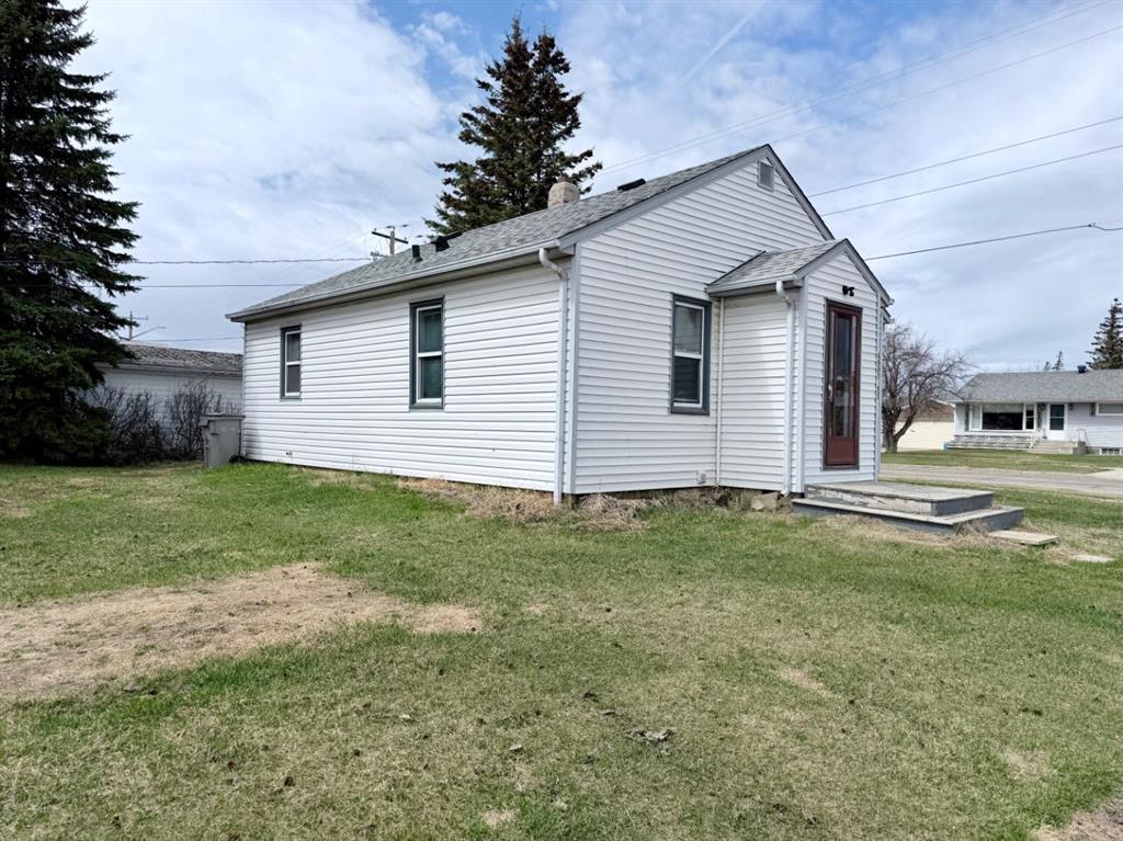 4903 53 Avenue, Whitecourt, AB, T7S 1A2