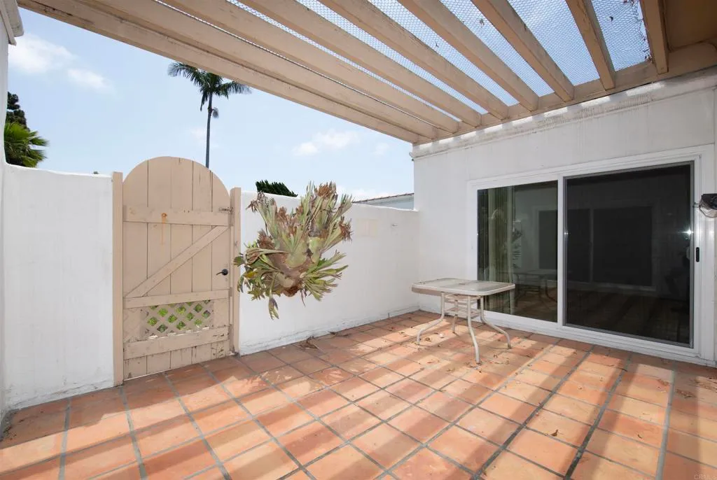 Additional image 3 of 3621 Vista Campana S Unit 11, Oceanside, CA 92057