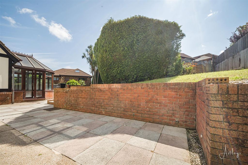 Additional image 25 of 4 bed detached house for saleLlwynderw Close, West Cross, Swansea SA3