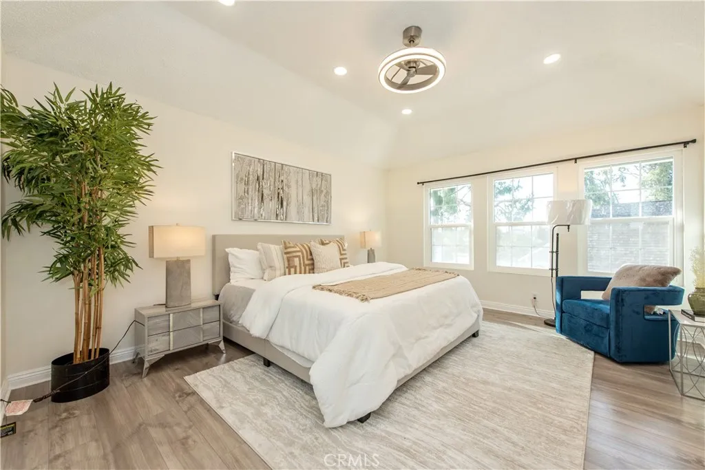 Additional image 23 of 19 Alabaster, Irvine, CA 92614