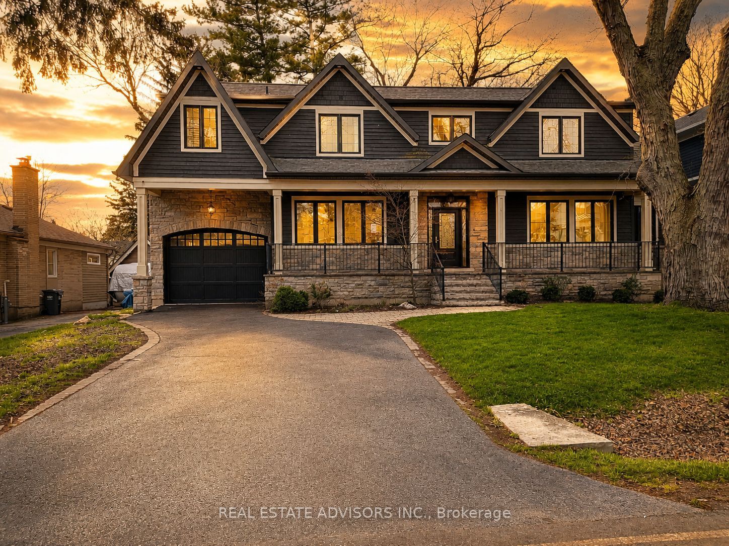 428 Maplehurst Avenue, Oakville, ON, L6L 4Y7