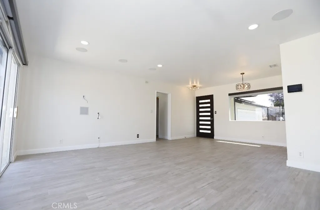 Additional image 4 of 11925 Daleside Avenue, Hawthorne, CA 90250