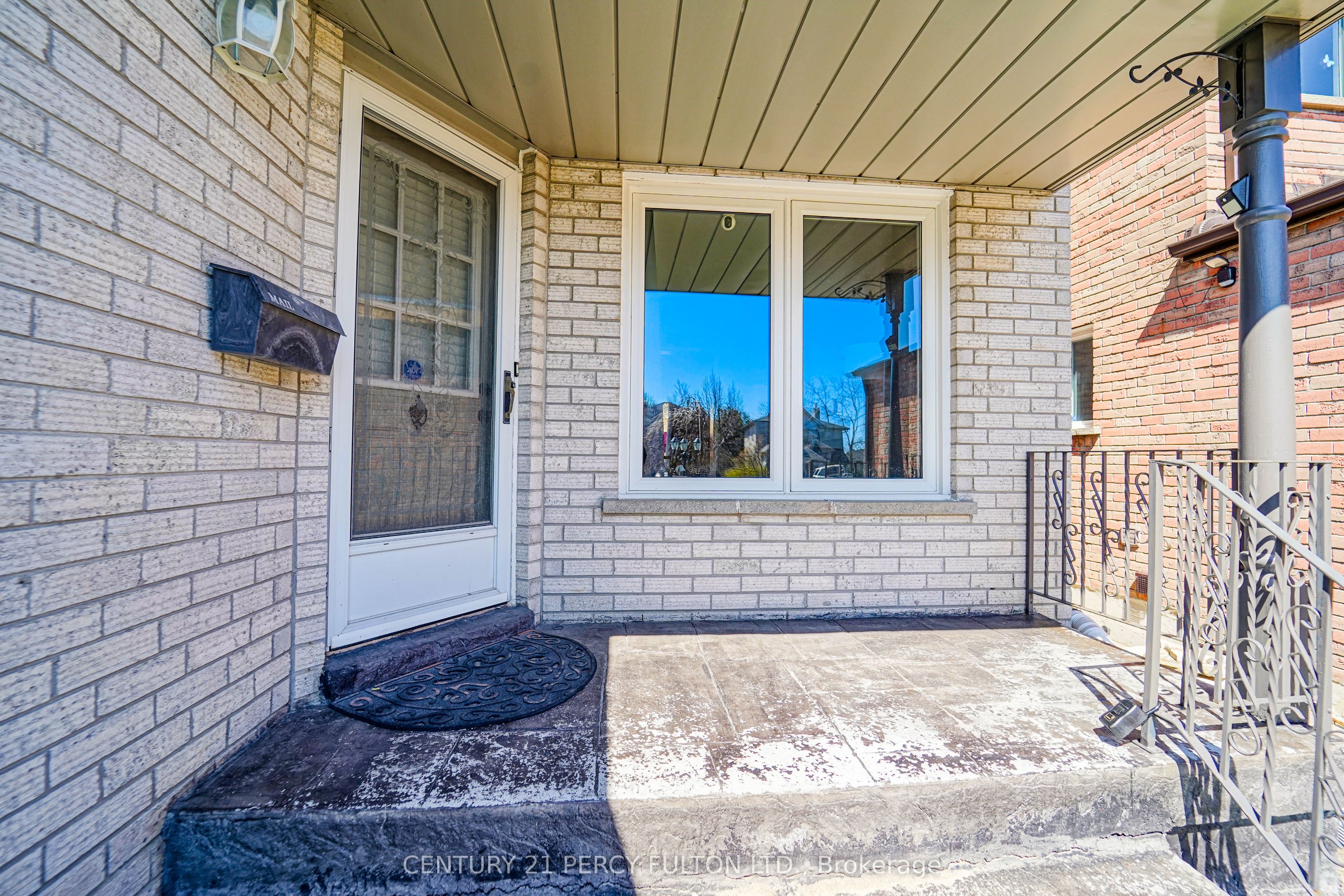 Additional image 3 of 1525 Sturgeon Court, Pickering, ON, L1V 5P6