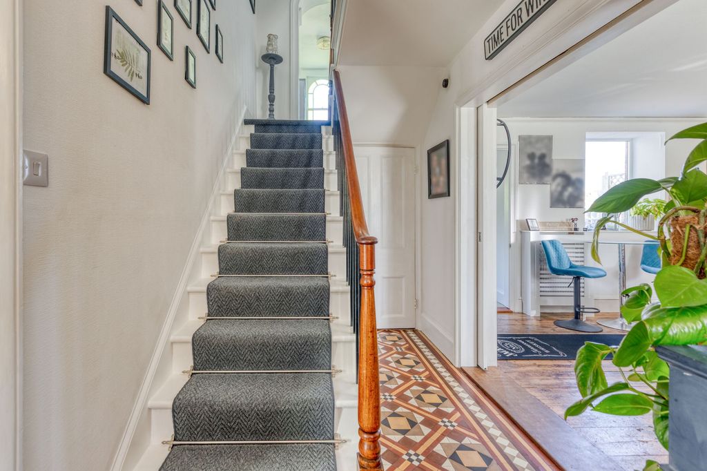 Additional image 7 of 5 bed end terrace house for saleMontrose, St Clement JE2