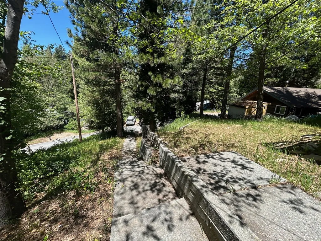 Additional image 8 of 22951 Redwood Way, Crestline, CA 92325