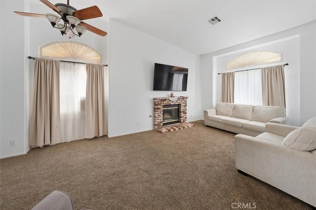 4141 De Anza Dr, Palmdale, CA 93551 photo 4