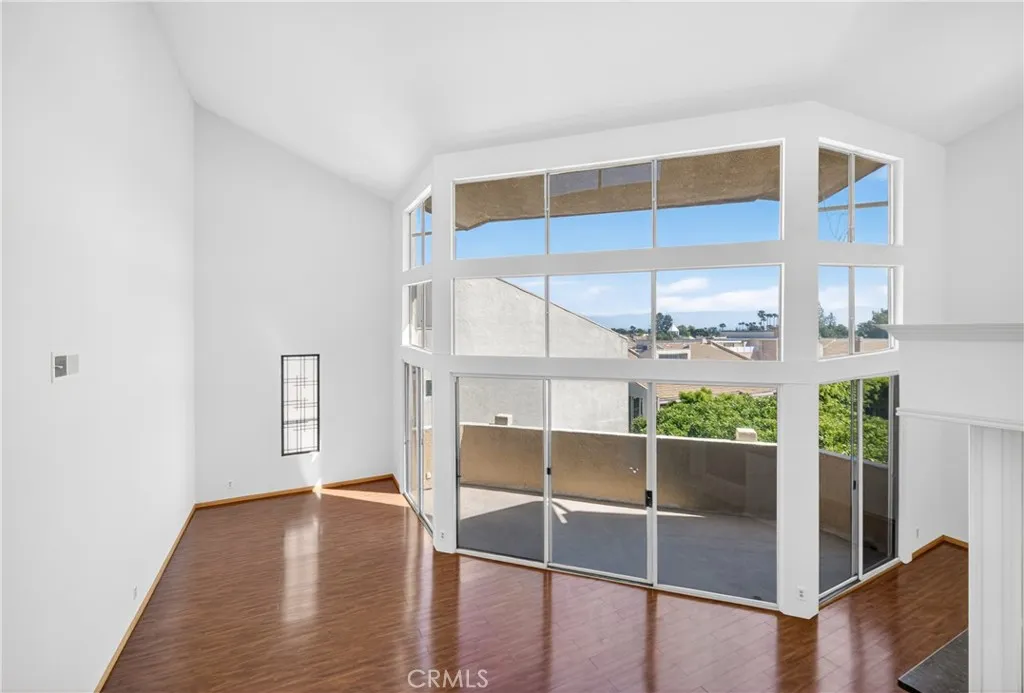 Additional image 37 of 5216 Yarmouth Avenue Unit 305, Encino, CA 91316