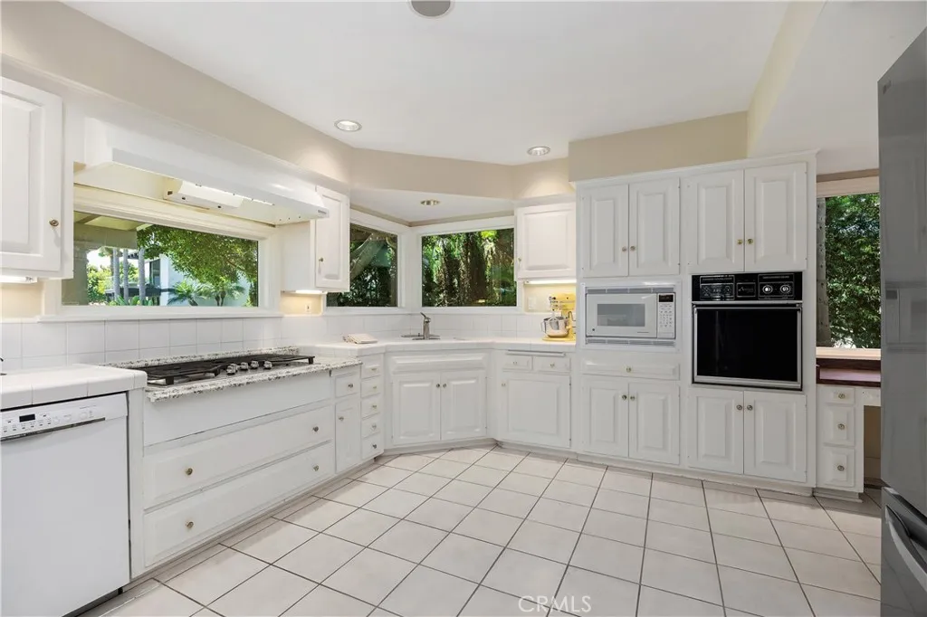 Additional image 24 of 2086 Playa Road, Carlsbad, CA 92009