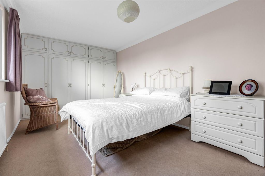 Additional image 15 of 2 bed bungalow for saleWentworth Road, Hertford SG13