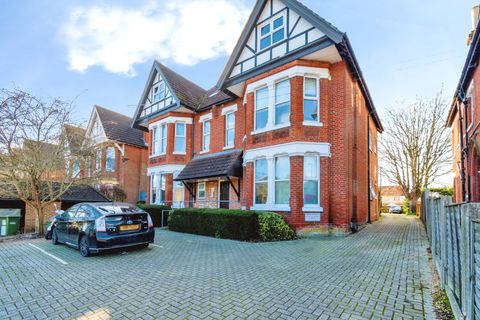 Hill Lane, Southampton, Hampshire SO15