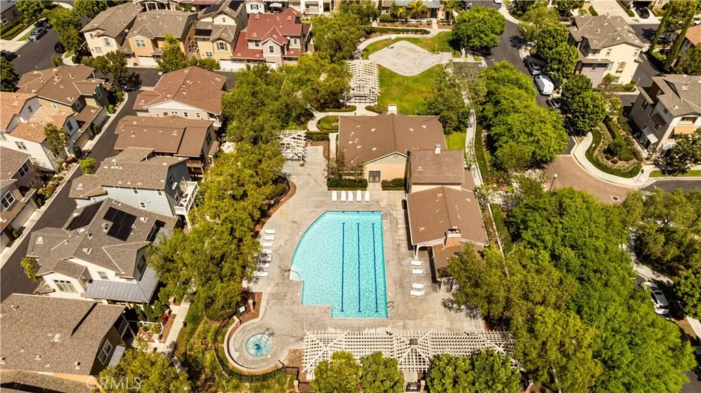 Additional image 42 of 328 Flyers Ln, Tustin, CA 92782