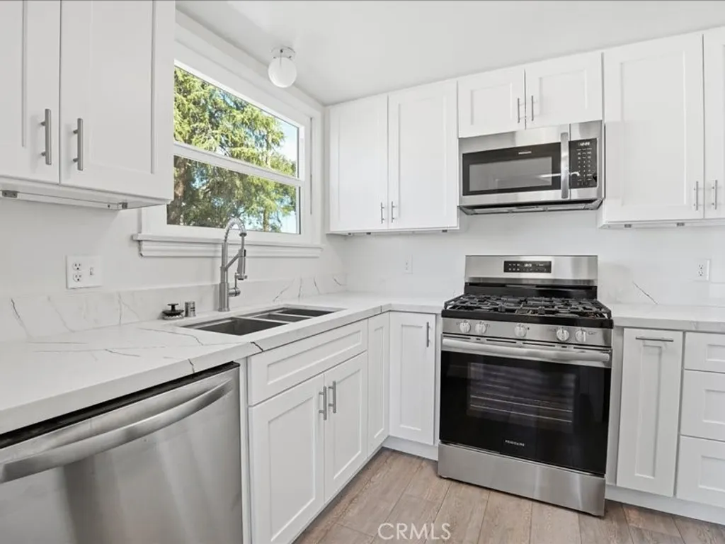 Additional image 12 of 8658 Newport Avenue, Fontana, CA 92335