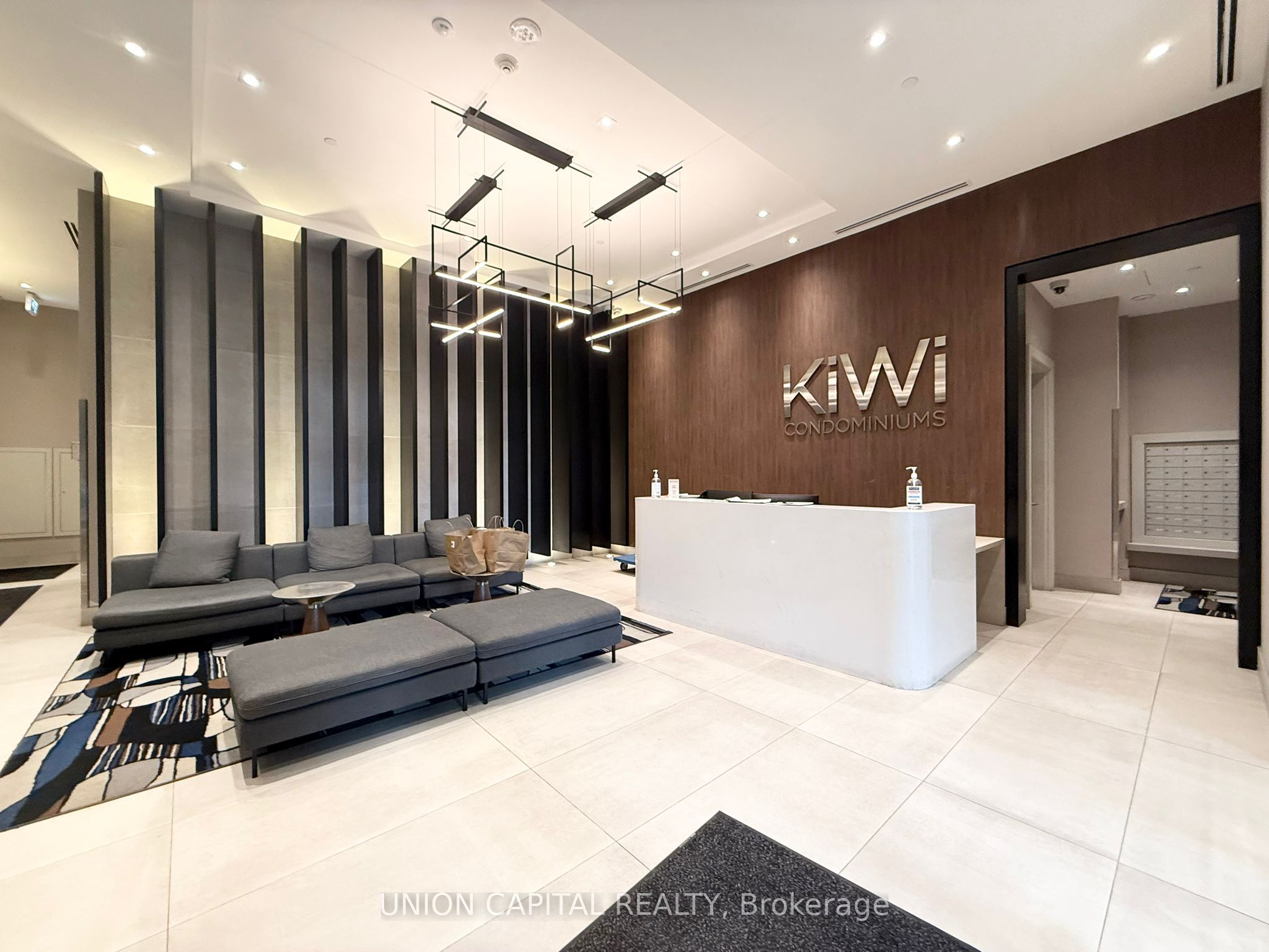 Additional image 3 of 1207-212 King William Street, Hamilton, ON, L8R 0A7