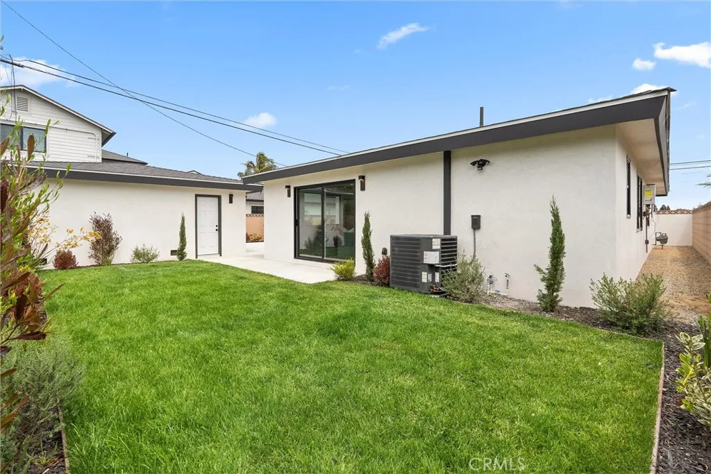 20549 Victor St, Torrance, CA 90503