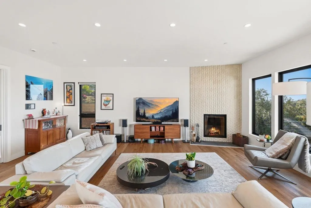 Additional image 88 of 10042 Tall Oak Dr, Escondido, CA 92026