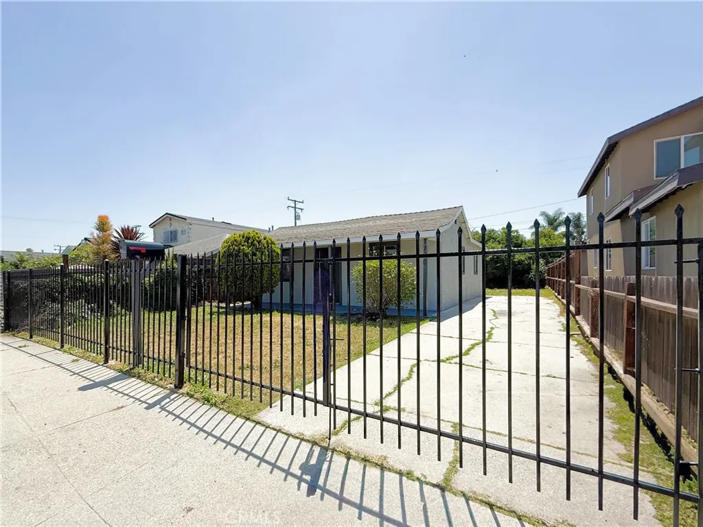 Additional image 2 of 1700 W 153rd Street, Compton, CA 90220