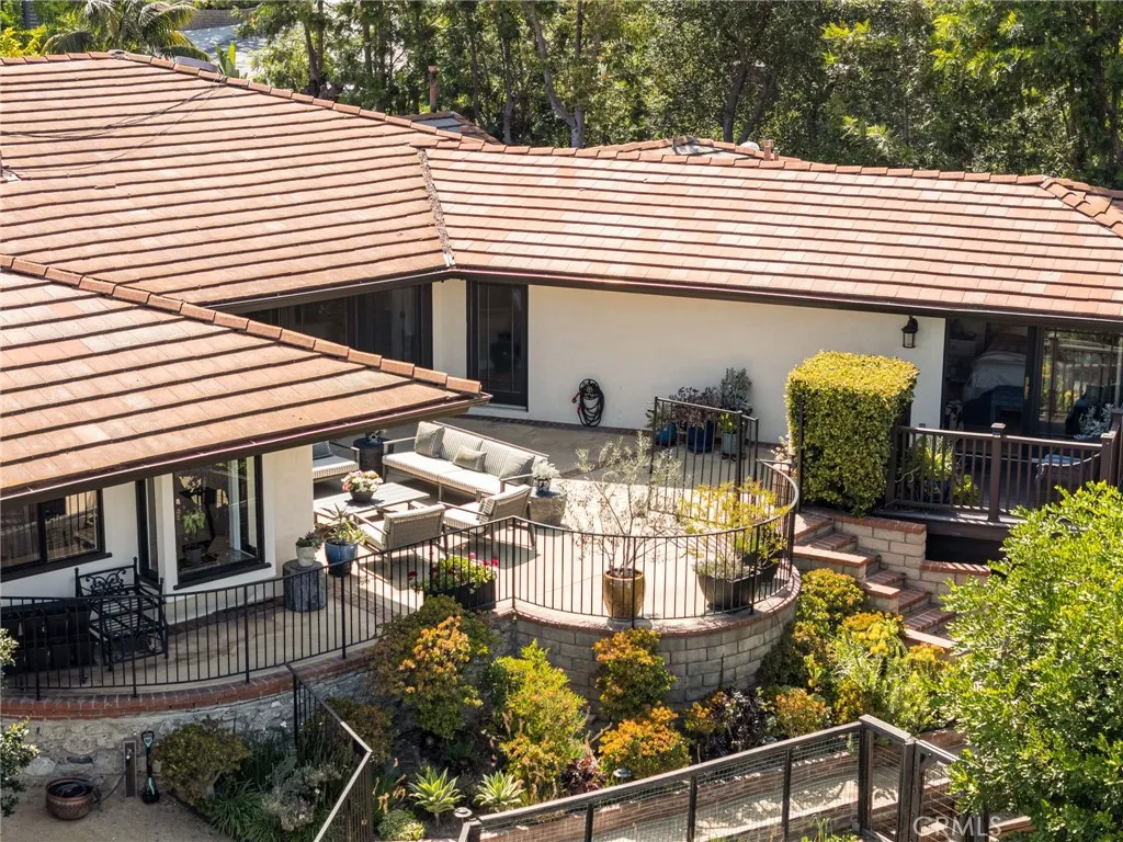 Additional image 85 of 3854 Hampstead Rd, La Canada Flintridge, CA 91011