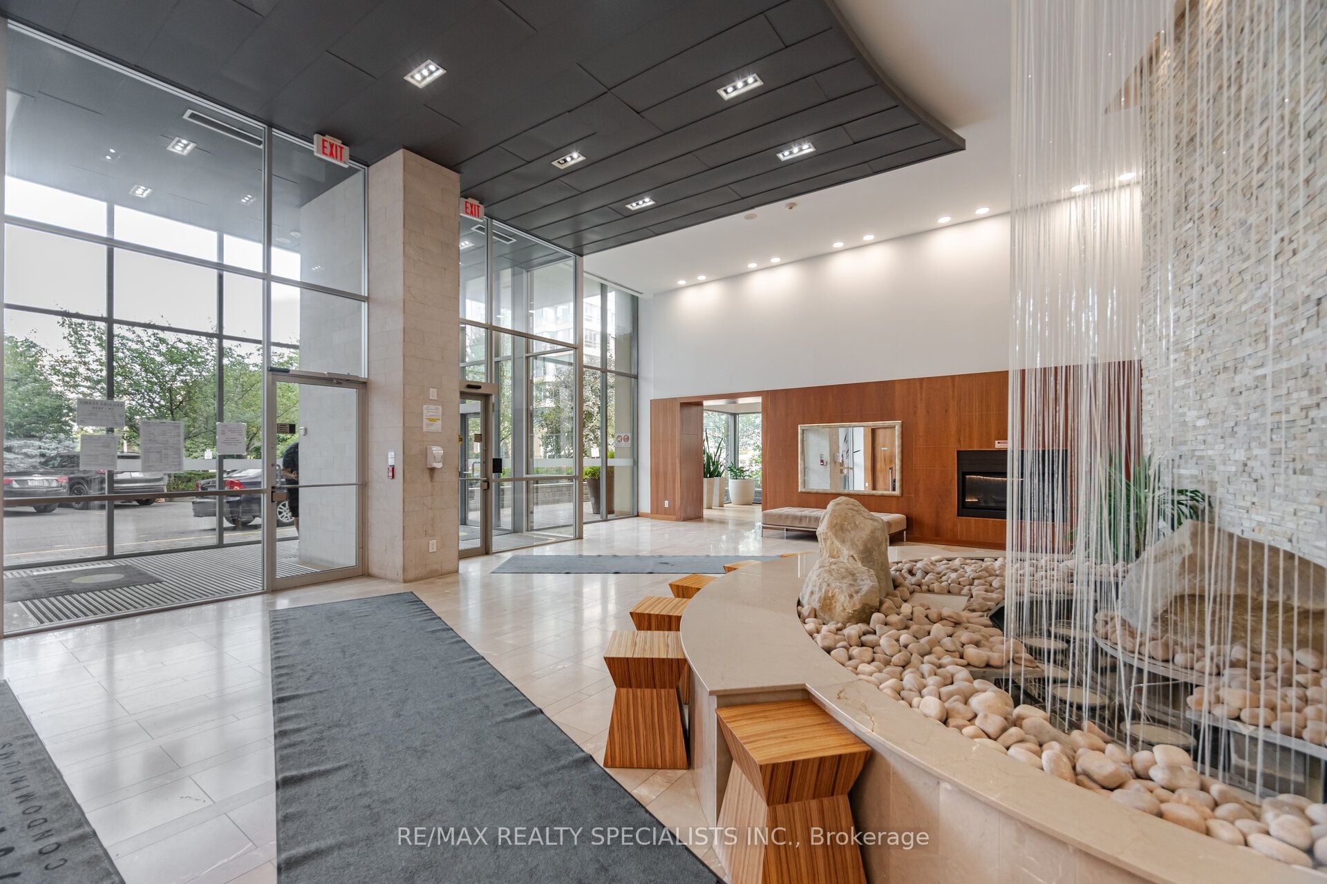 Additional image 5 of 402-225 Webb Drive, Mississauga, ON, L5B 4P2