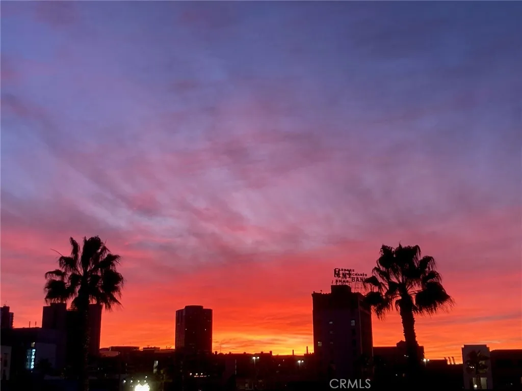 300 E 4th St Unit 215, Long Beach, CA 90802