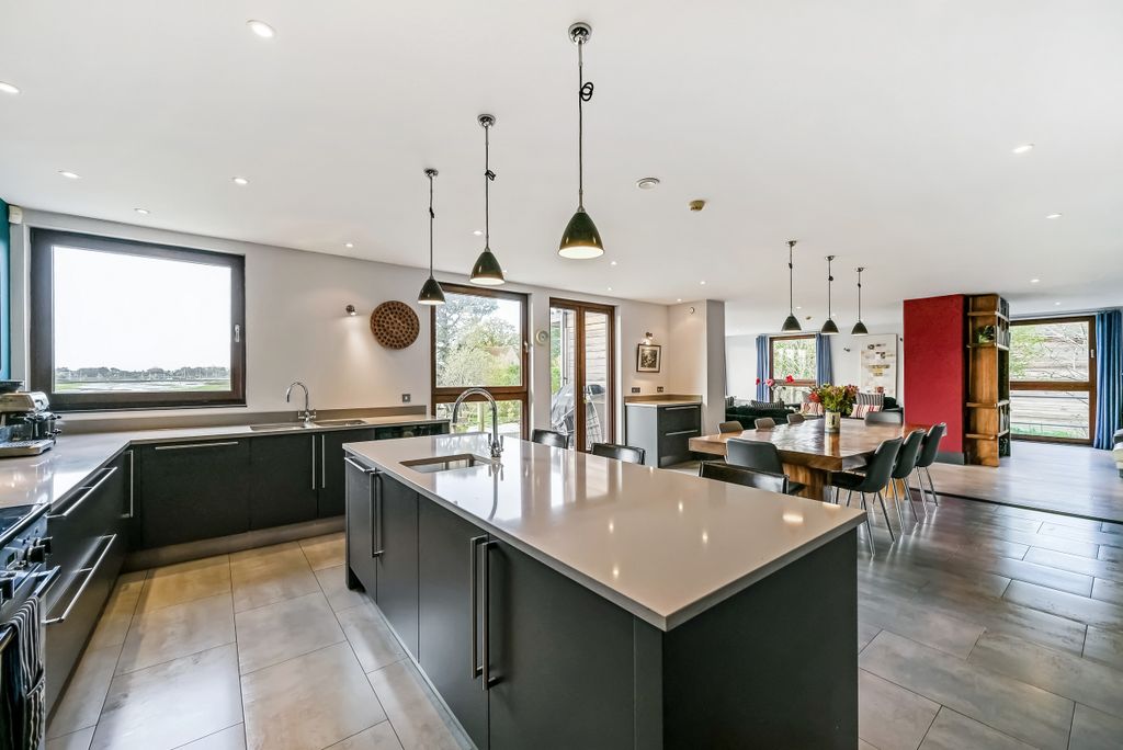 Additional image 7 of 4 bed property for saleSmugglers Lane, Bosham, Chichester PO18