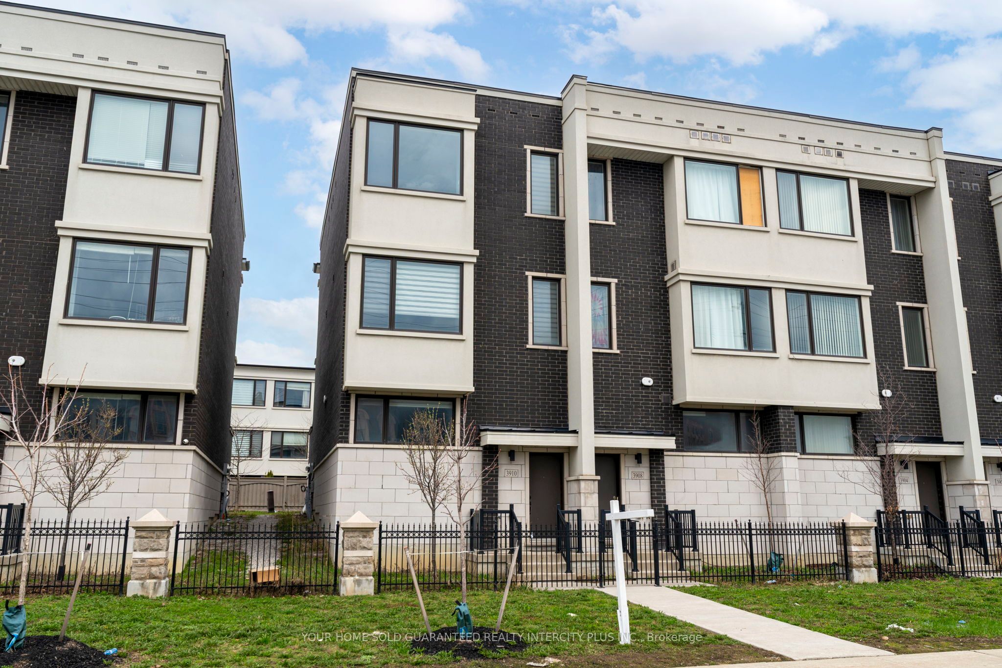 Additional image 3 of 3910 Major Mackenzie Drive, Vaughan, ON, L4H 4R2