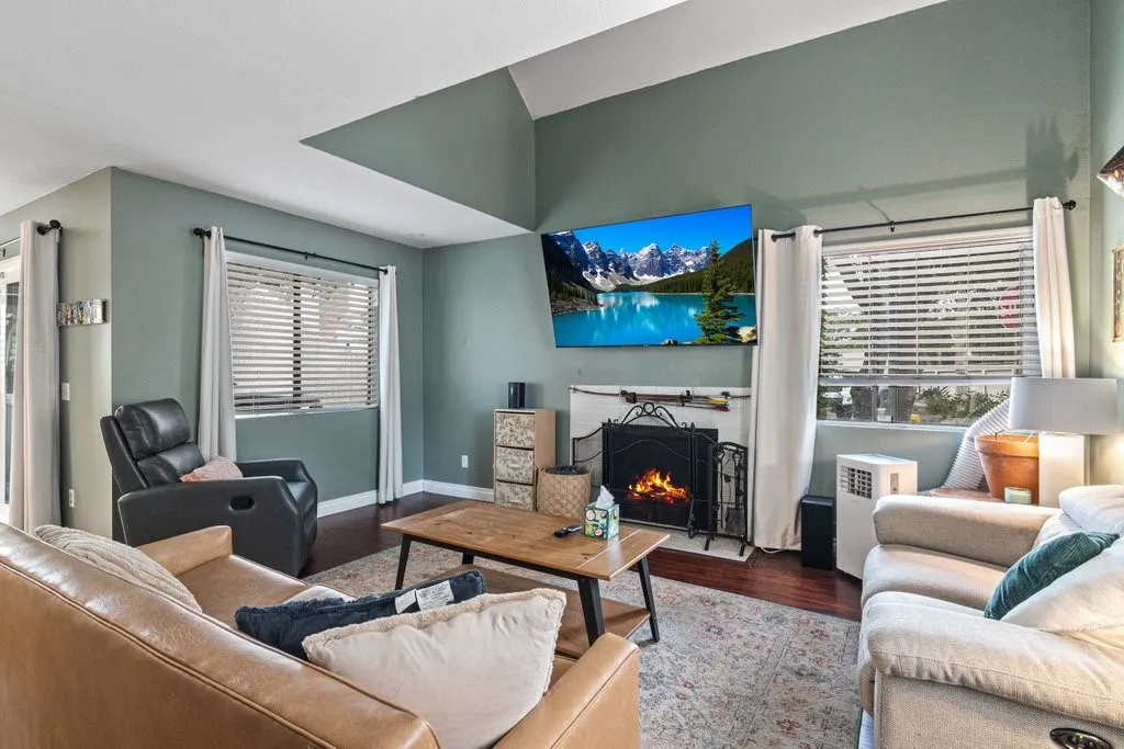 Additional image 4 of 379 N Melrose Dr Unit E, Vista, CA 92083