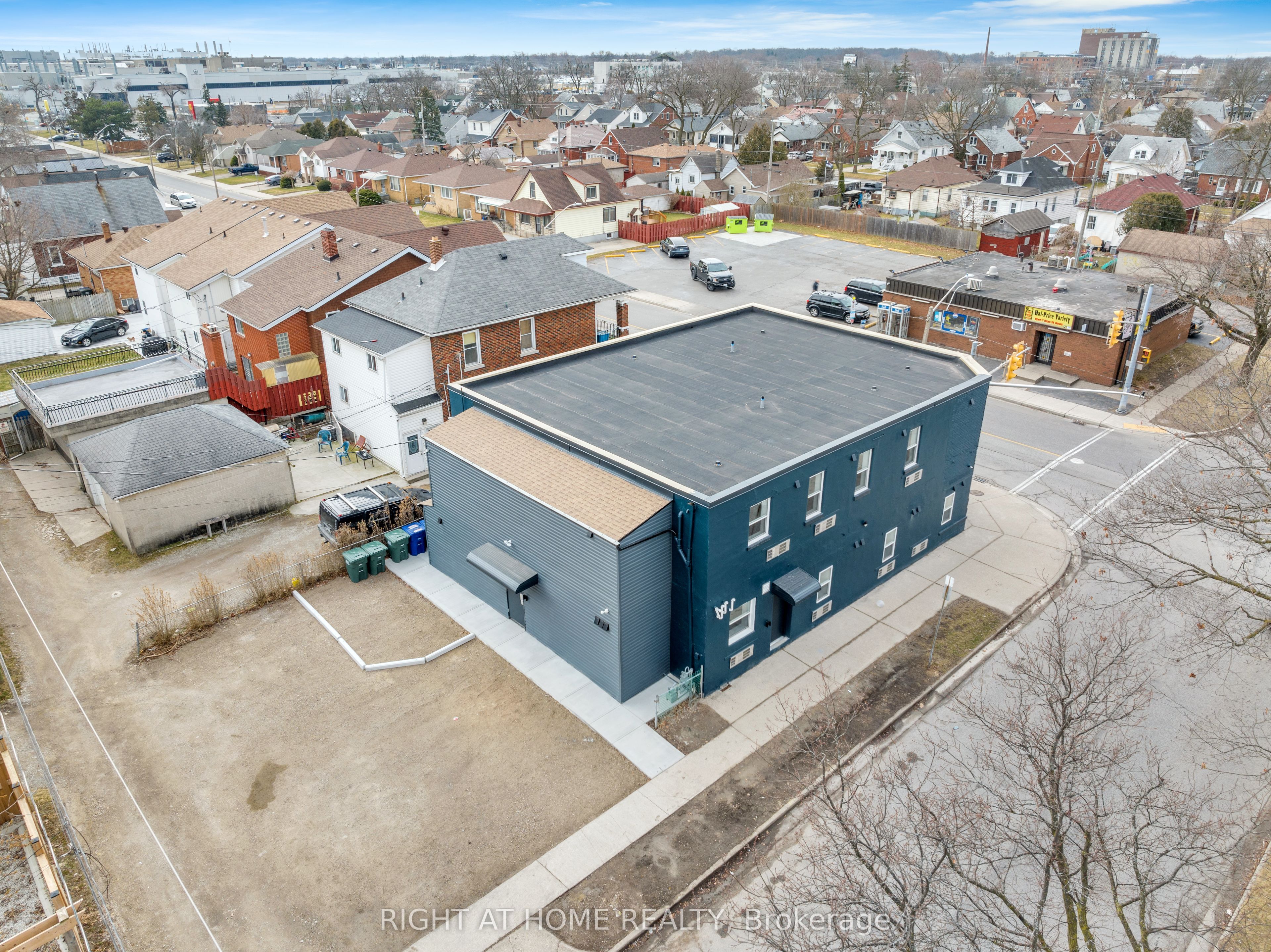 Additional image 4 of 105-1804 Drouillard Road, Windsor, ON, N8W 3X5