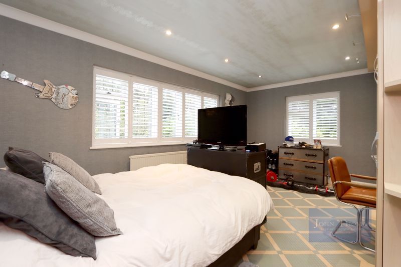 Additional image 22 of 6 bed detached house for saleHigh Road, Chigwell IG7
