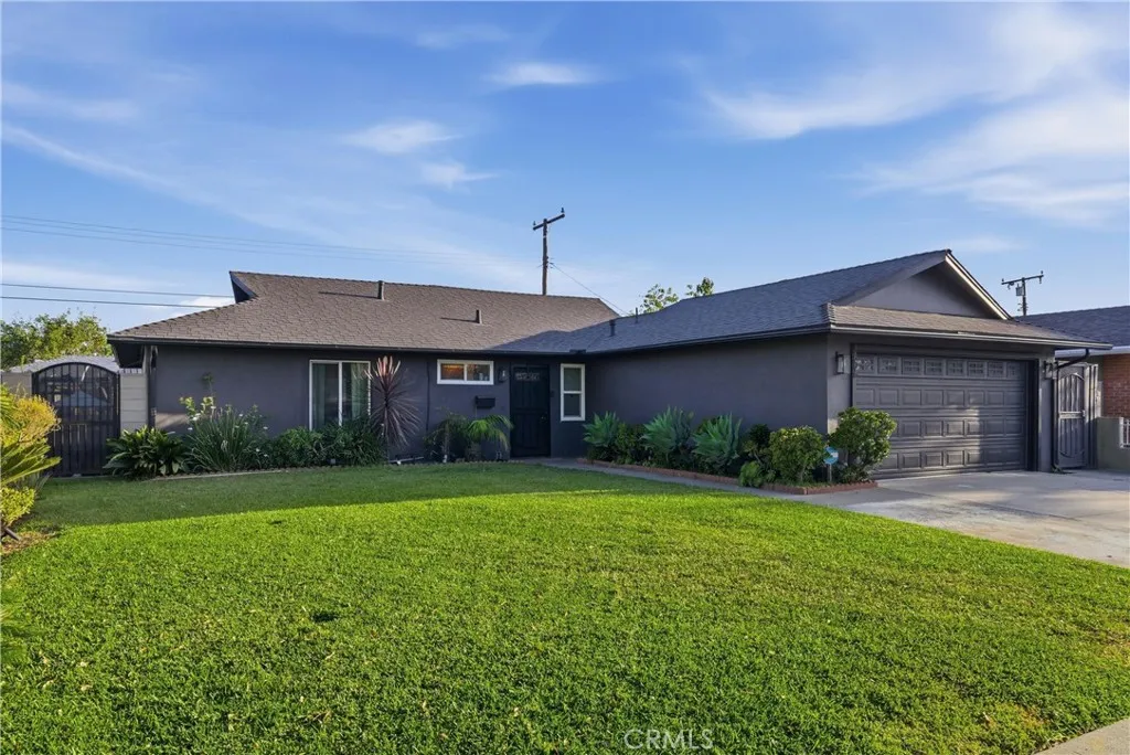 Additional image 3 of 1806 W Saint Andrew Pl, Santa Ana, CA 92704