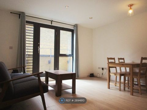 Star Road, London W14