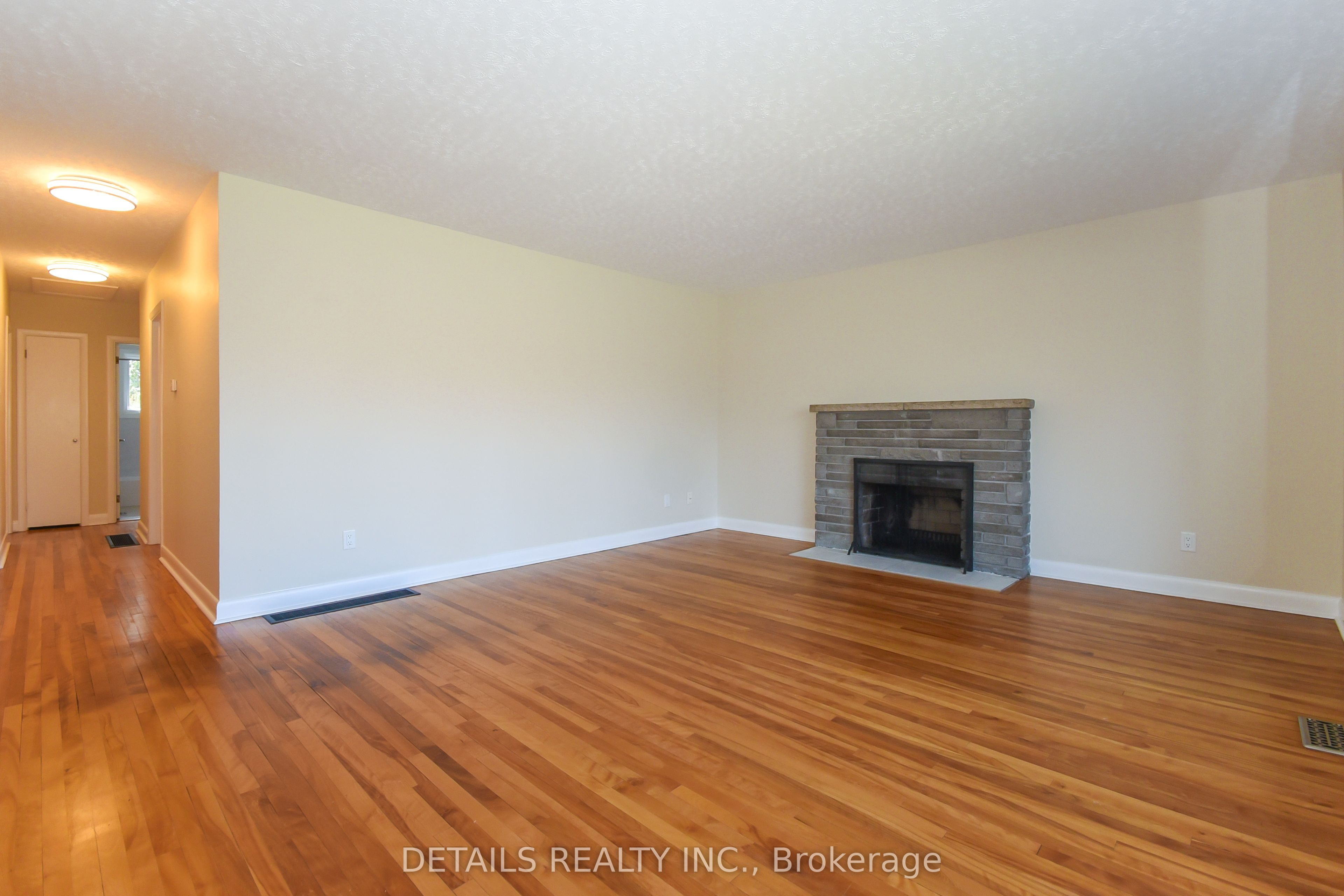 2364 Cheshire Road, Ottawa, ON, K2C 1G3 photo 5
