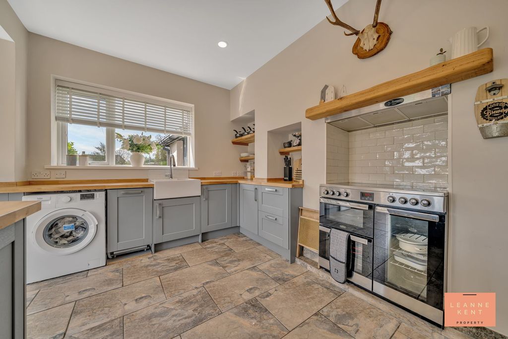 Additional image 13 of 4 bed end terrace house for saleDuffryn Street, Ystrad Mynach CF82