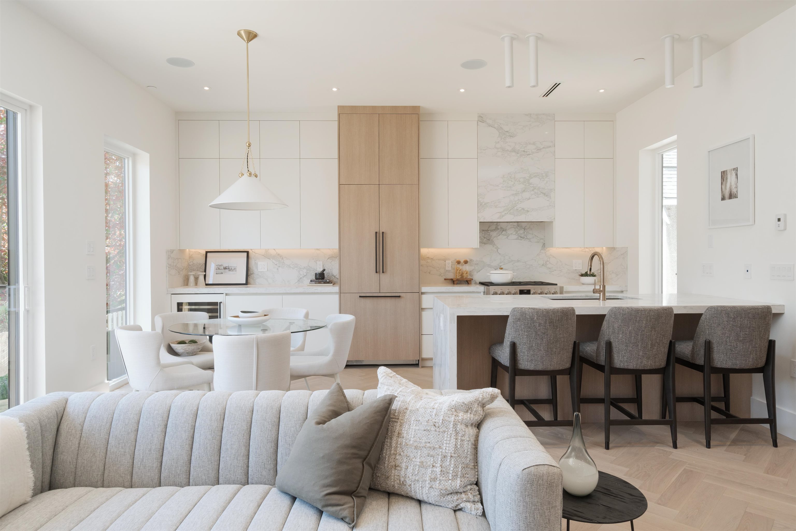 Additional image 3 of 2258 Garden Drive, Vancouver, BC, V5N 4X2