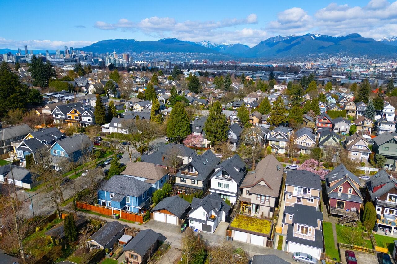 Additional image 6 of 1026 13th Avenue E, Vancouver, BC, V5T 2L8