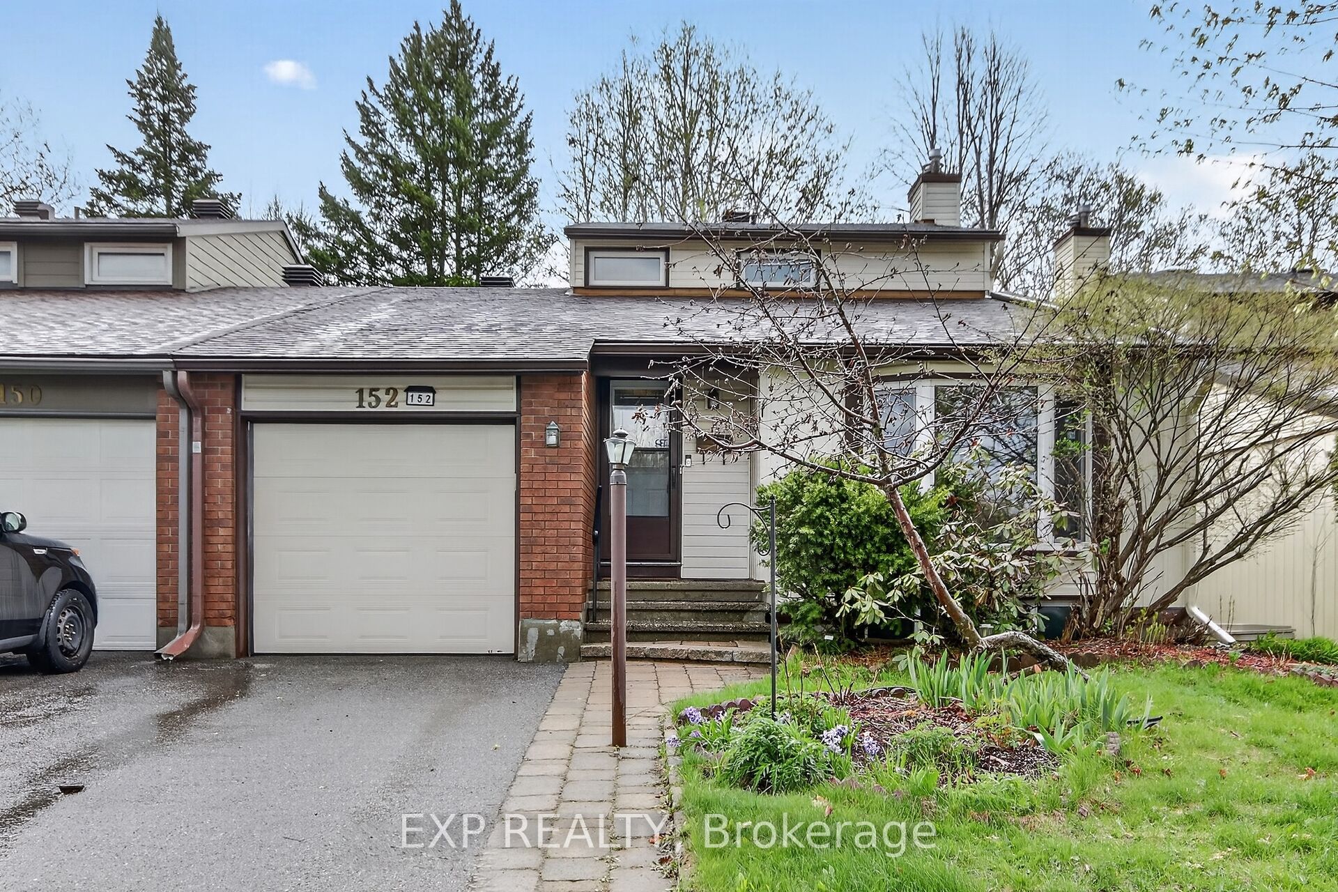 152 Burnetts Gr Circle, Ottawa, ON, K2J 1S9