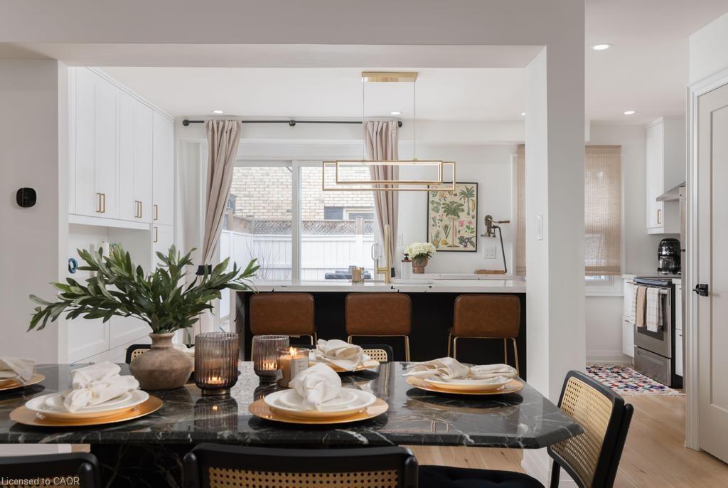 1422 Ghent Avenue, Burlington, ON, L7S 1W8