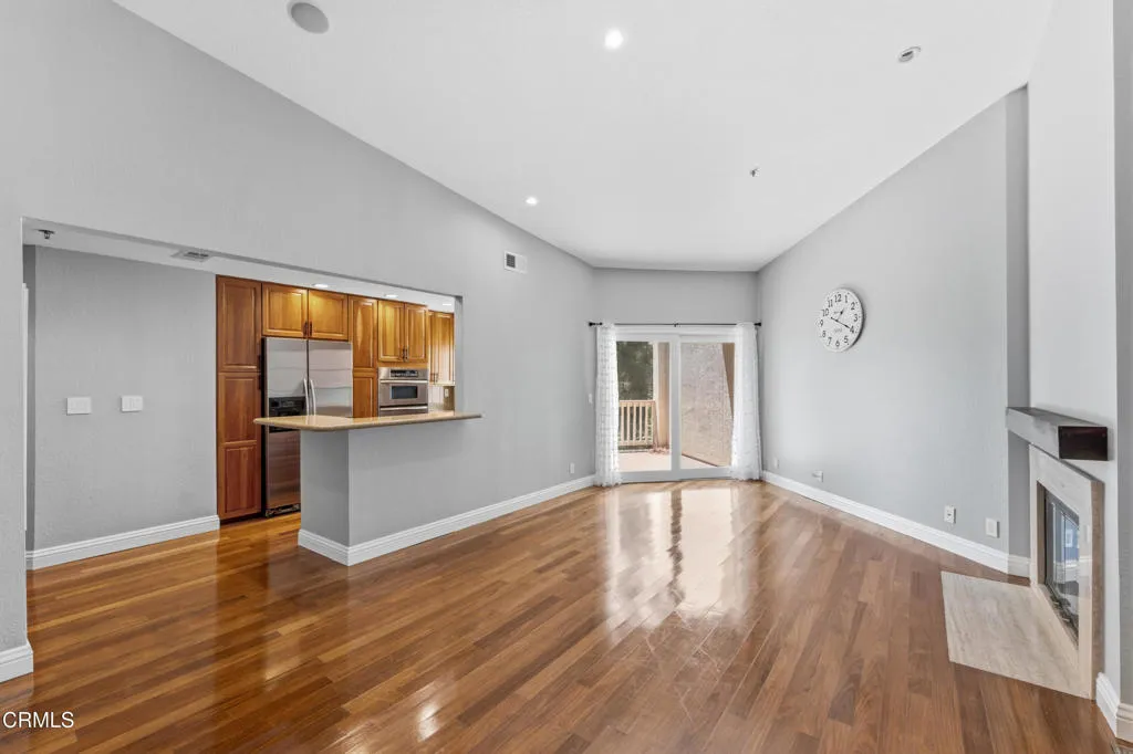 Additional image 4 of 5728 Oak Bend Lane Unit 312, Oak Park, CA 91377