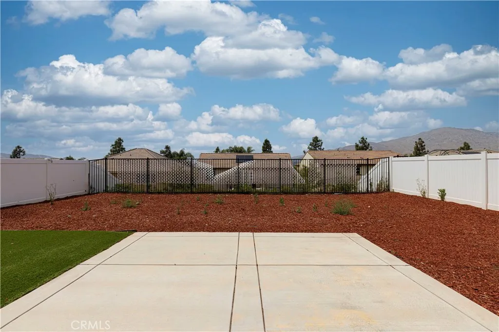 Additional image 16 of 2957 Flagstaff Dr, Jurupa Valley, CA 92509