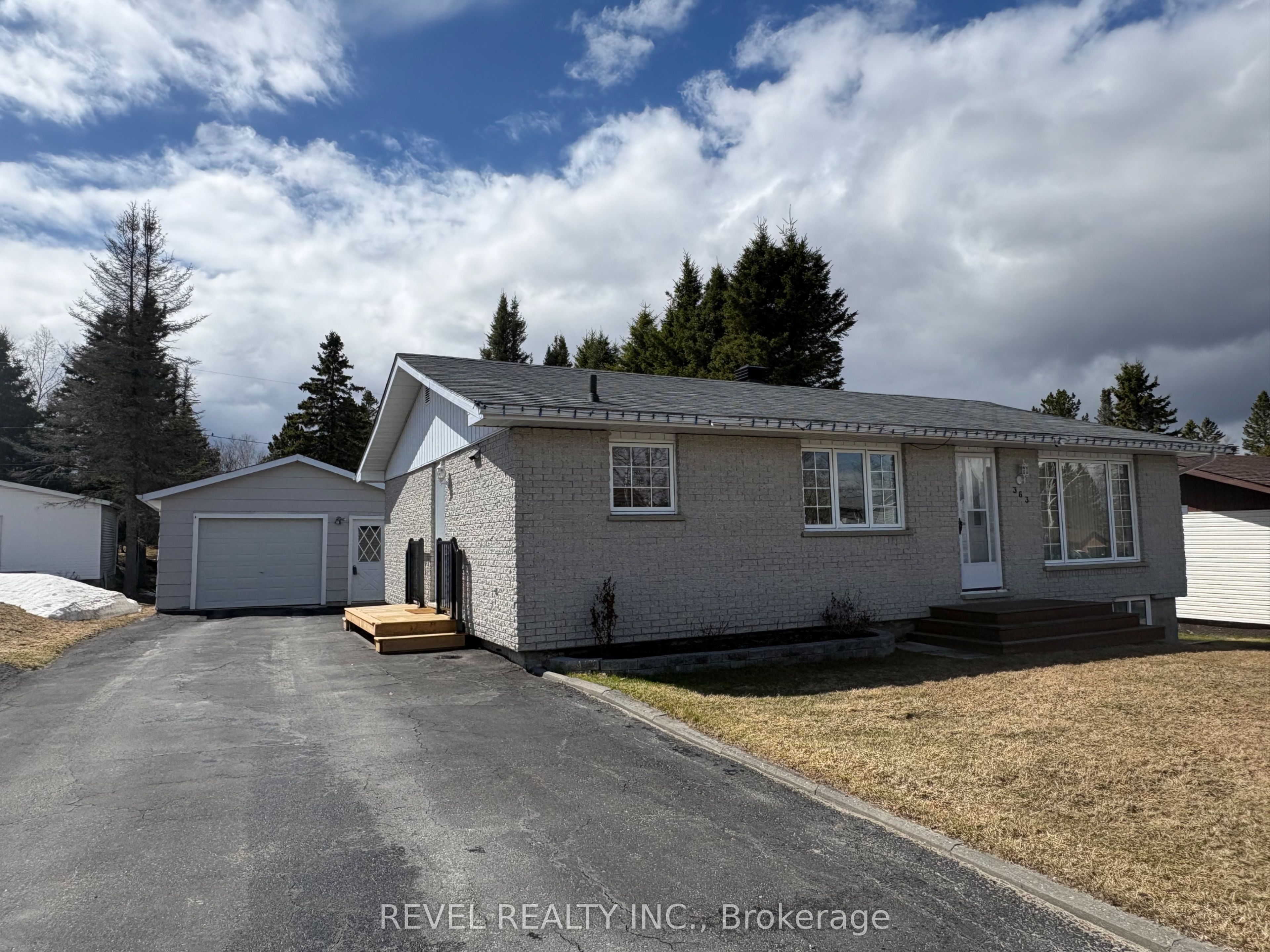 363 Thirteenth Avenue, Cochrane, ON, P0L 1C0