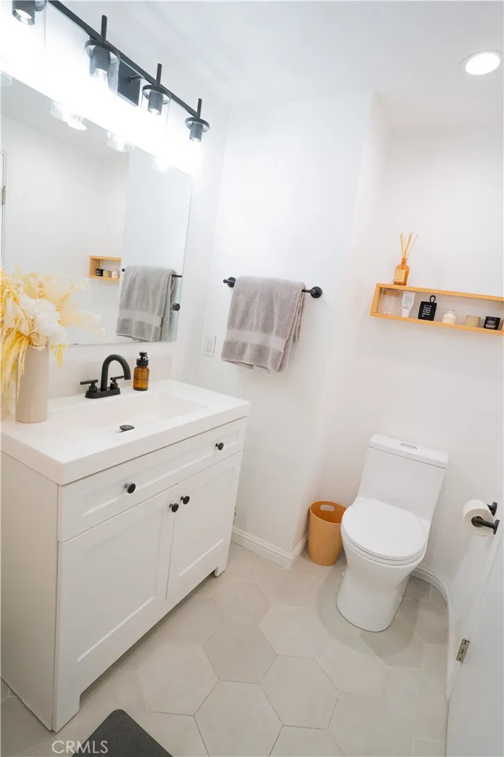 Additional image 34 of 3834 W Avenue 43 Unit 2, Los Angeles, CA 90041