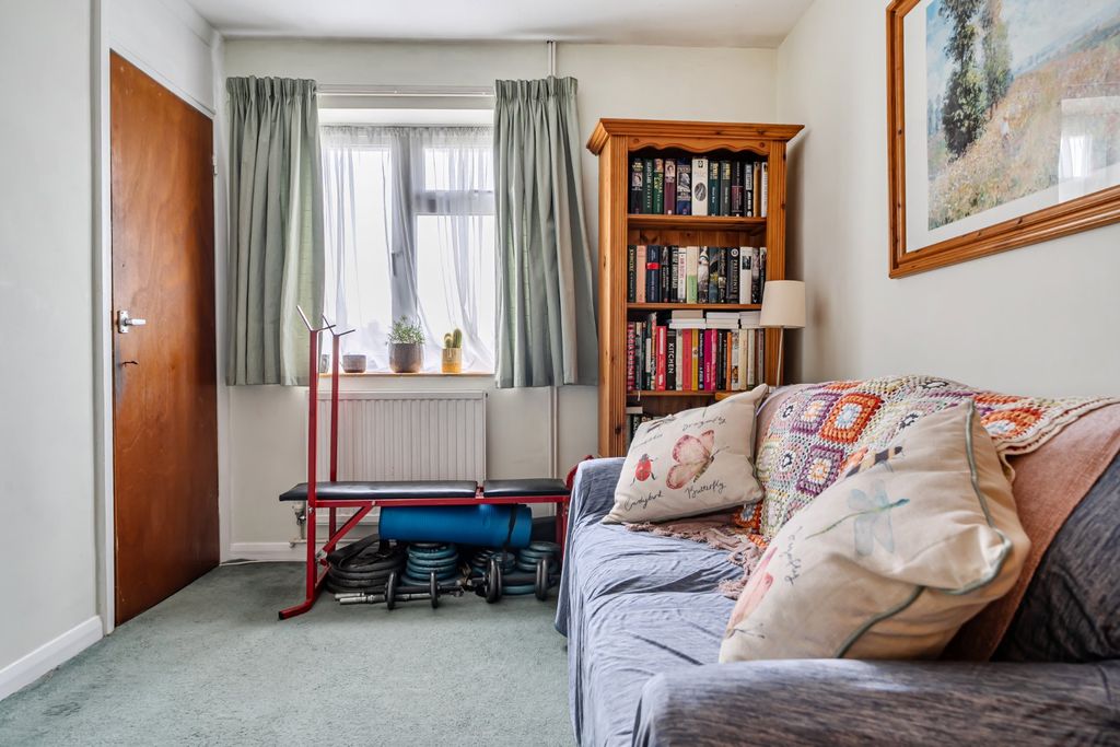 Additional image 6 of 2 bed maisonette for saleMaypole Road, Taplow, Buckinghamshire SL6